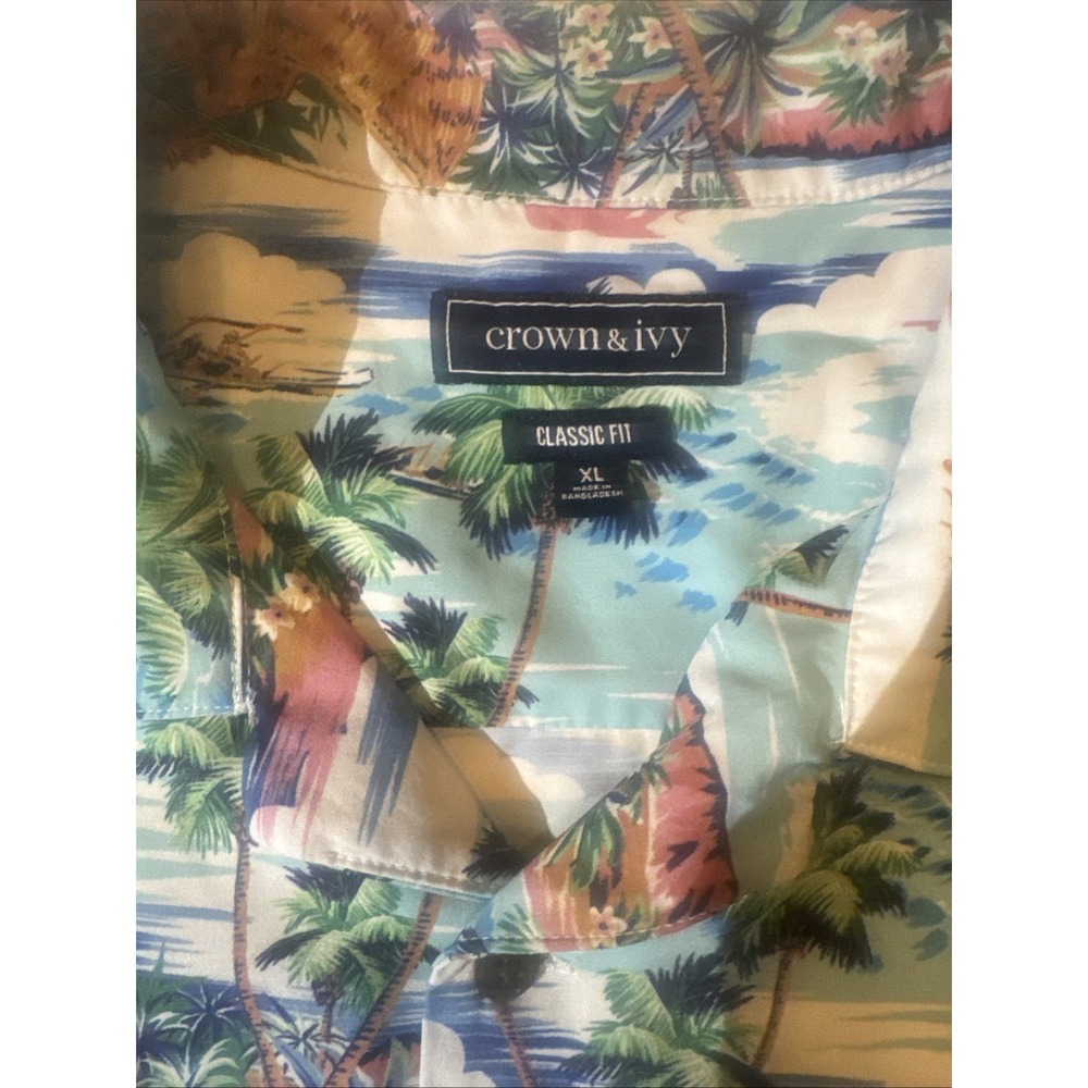 Crown & Ivy Men's Hawaiian Shirt Size XL Button Down Beach Scene Silk Feel - Picture 2 of 7